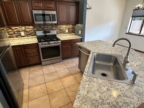 1395 Vista Montana Rd in Sedona, AZ - Building Photo - Building Photo