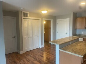 77 Gary L Maietta Pky, Unit 212 in South Portland, ME - Building Photo - Building Photo