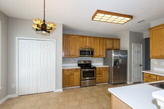 5794 Crimson Oak Ct in Harrisburg, NC - Building Photo - Building Photo