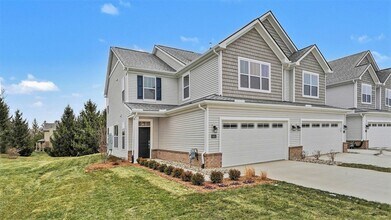 1601 Salt Springs Dr in Saline, MI - Building Photo - Building Photo