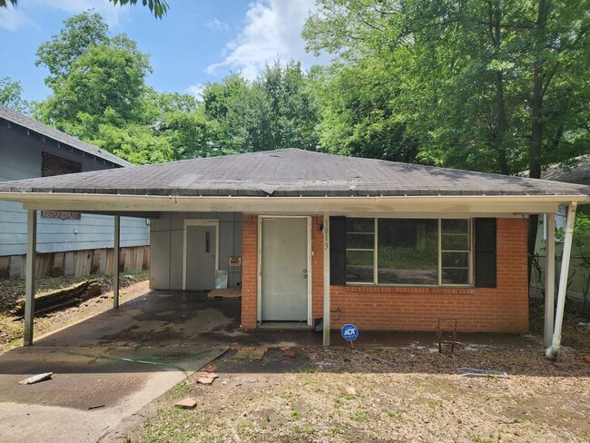 property at 1815 Anna St