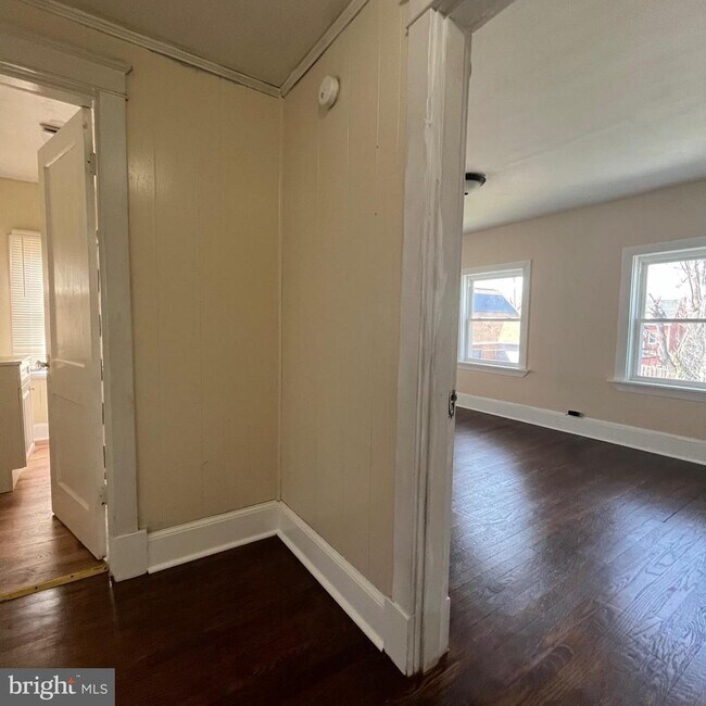 609 Smithfield Ave in Winchester, VA - Building Photo - Building Photo