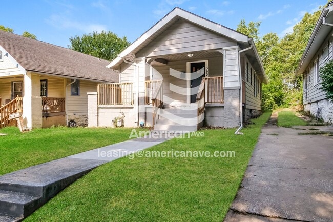 3604 Askew Ave in Kansas City, MO - Building Photo - Building Photo