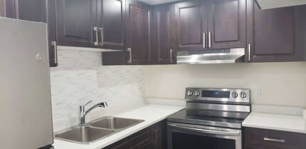 20 Juniper Cres in Brampton, ON - Building Photo - Building Photo