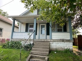 452 Cherry St in Mansfield, OH - Building Photo