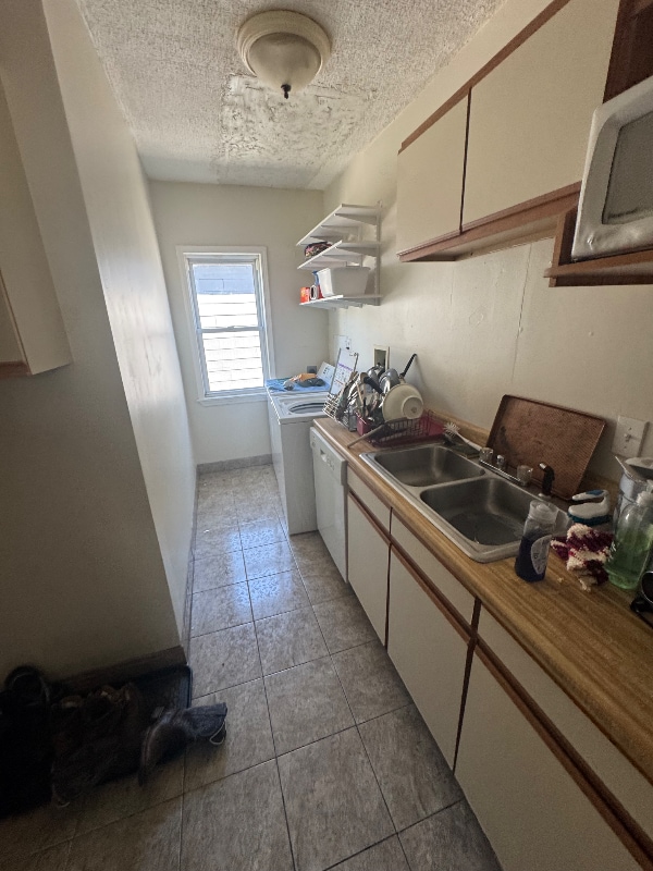 226 Highland St in Worcester, MA - Building Photo - Building Photo