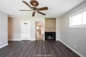 3748 N Hawthorne Ln in Indianapolis, IN - Building Photo - Building Photo