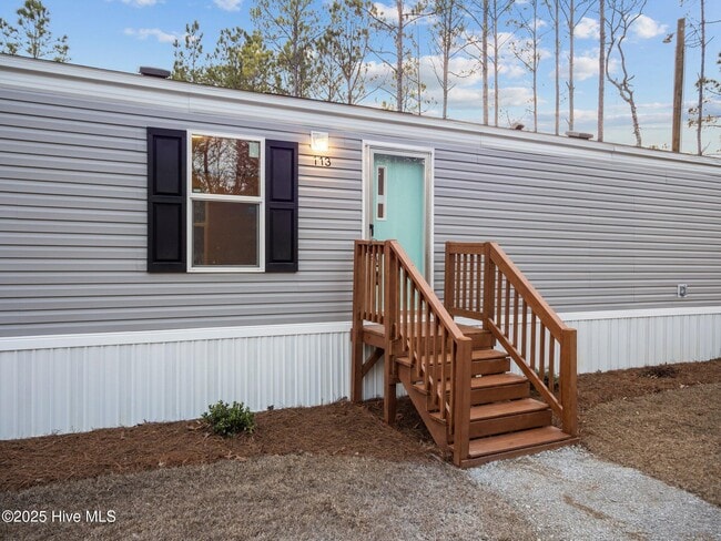 113 Trott Ln in Stella, NC - Building Photo - Building Photo