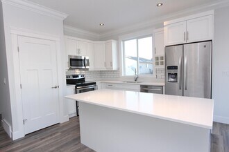 8204-8288 88 Ave in Fort St John, BC - Building Photo - Building Photo