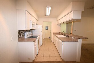 36100 Lake Chase Blvd in Zephyrhills, FL - Building Photo - Building Photo