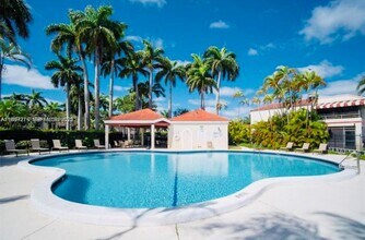 20300 NE 3rd Ct in Miami, FL - Foto de edificio - Building Photo