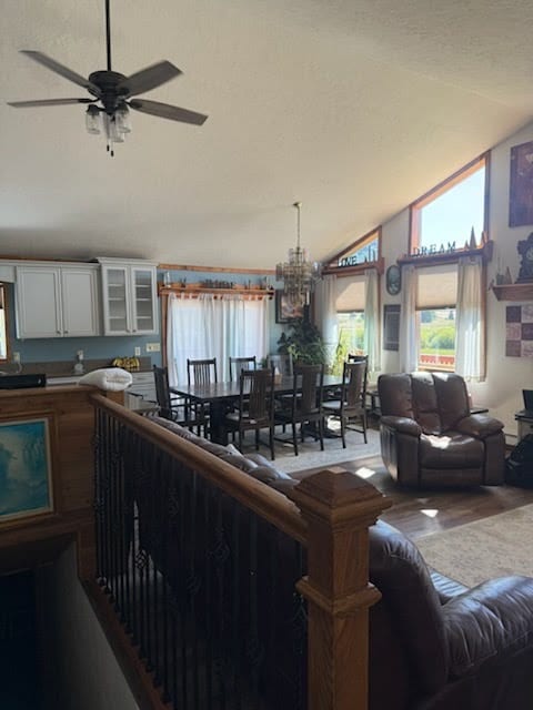 198 Mystic Ln in Butte, MT - Foto de edificio - Building Photo