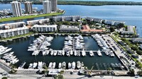 60 Yacht Club 304 Dr in West Palm Beach, FL - Foto de edificio - Building Photo