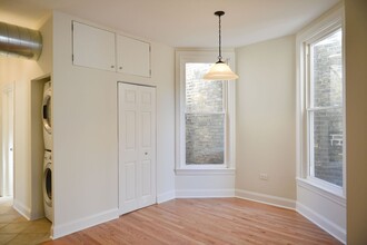 1343 N Wells St, Unit 2 in Chicago, IL - Building Photo - Building Photo