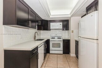 11329 SW 109th Rd in Miami, FL - Building Photo - Building Photo