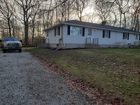 507 Hancock St, Unit 507 in Tiverton, RI - Building Photo