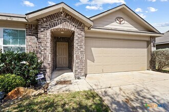 8221 Lazy Brook in San Antonio, TX - Building Photo - Building Photo
