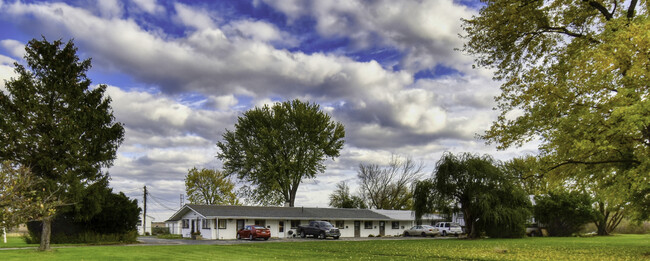 1650 US 30 in Sugar Grove, IL - Building Photo - Building Photo