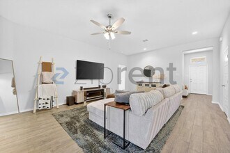 2650 Streamside Dr in Burleson, TX - Building Photo - Building Photo