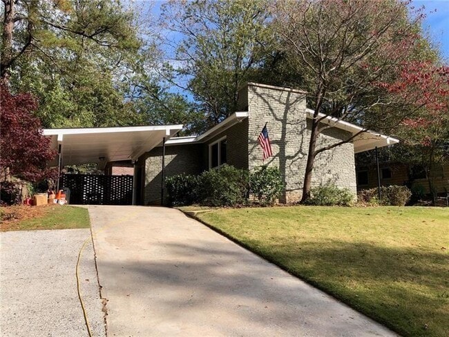 property at 3843 Commander Dr