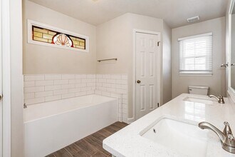 4290 Timber Jump Cove in Memphis, TN - Building Photo - Building Photo