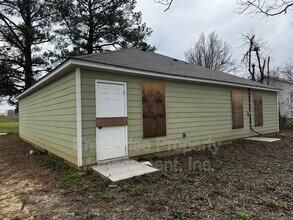 510 Burlington Cir in Memphis, TN - Building Photo - Building Photo