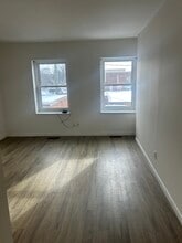 221 8th St E in Owen Sound, ON - Building Photo - Building Photo