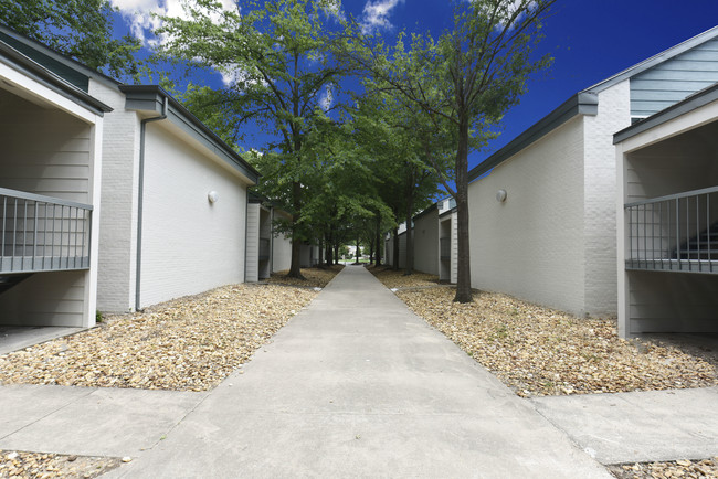 The Everly Apartments | Little Rock, AR in Little Rock, AR - Building Photo - Building Photo