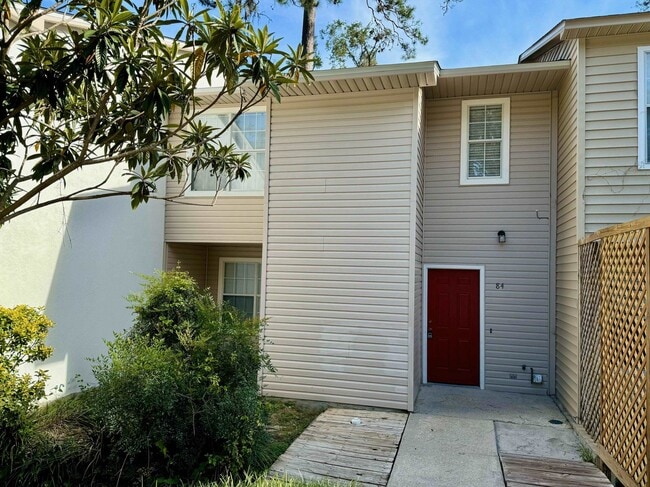 property at 1515 Paul Russell Rd
