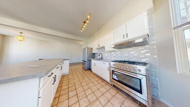 1085 Clay St in San Francisco, CA - Building Photo - Building Photo