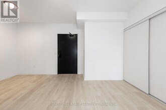 4878 Powers Cmn in Burlington, ON - Building Photo - Building Photo