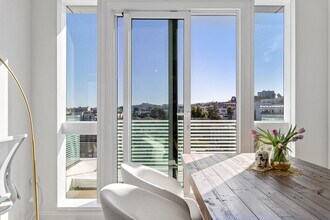 555 Fulton St in San Francisco, CA - Building Photo - Building Photo