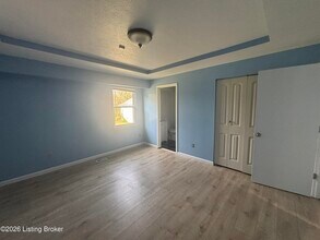 8409 Damascus Cir in Louisville, KY - Building Photo - Building Photo