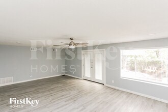 3208 Kiest Hill Dr in Dallas, TX - Building Photo - Building Photo