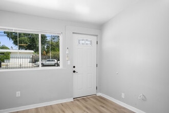 13840 Community St in Panorama City, CA - Building Photo - Building Photo