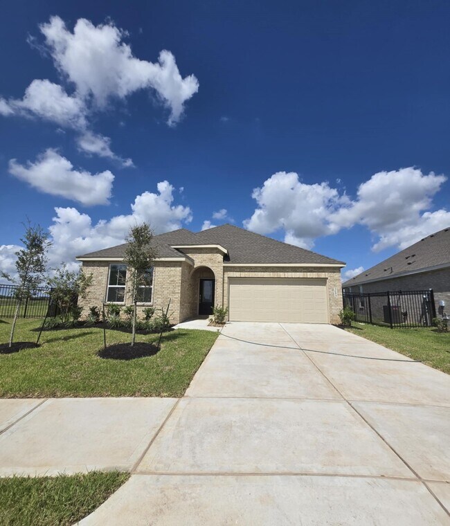 property at 3053 Avineda Sonoma Dr