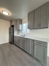 3542 E 6th St in Los Angeles, CA - Foto de edificio - Building Photo