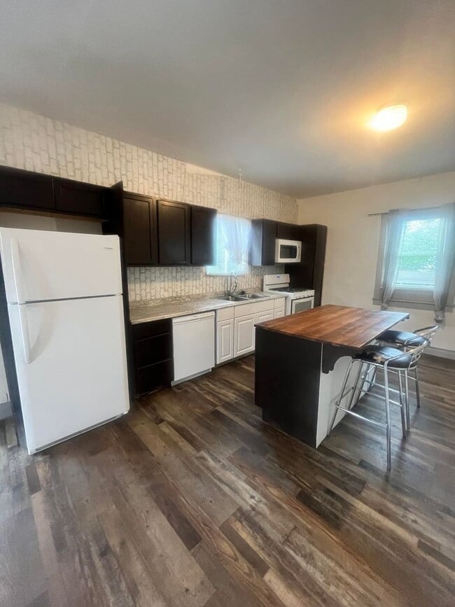 521 E 100 N in Price, UT - Building Photo - Building Photo