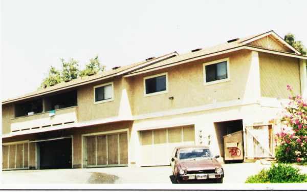 1457 E Elma Ct in Ontario, CA - Building Photo