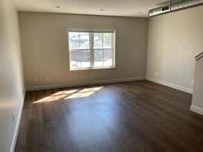 Lofts at 307 Main LLC in Woburn, MA - Building Photo - Building Photo
