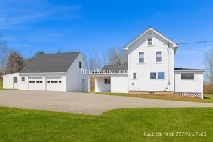 619 Main Rd in Eddington, ME - Building Photo