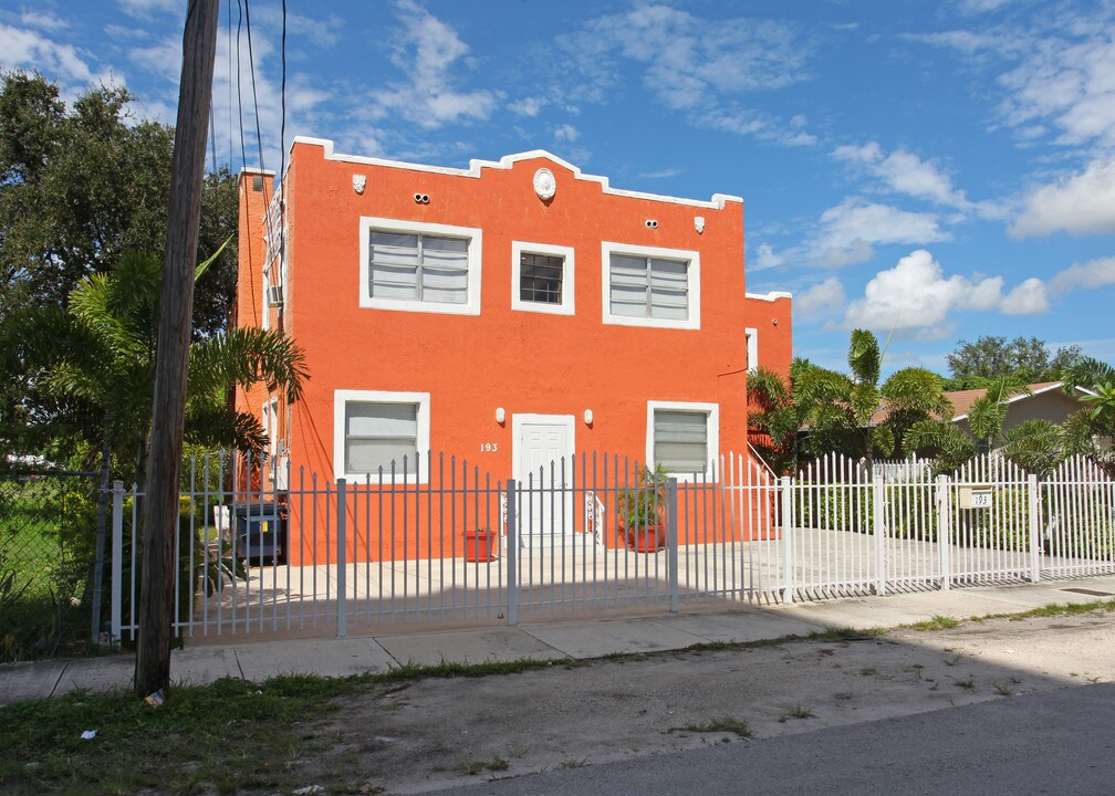 Havanna Inn in Miami, FL - Building Photo