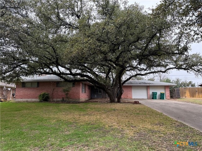 904 Palmetto St in Belton, TX - Building Photo - Building Photo