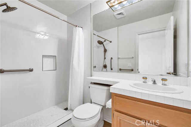 21881 Via Del Lago in Trabuco Canyon, CA - Building Photo - Building Photo