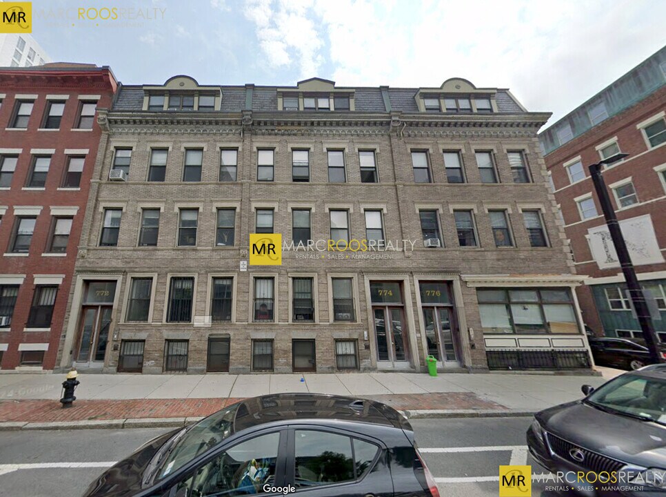 748 Columbus Ave, Unit 1 in Boston, MA - Foto de edificio