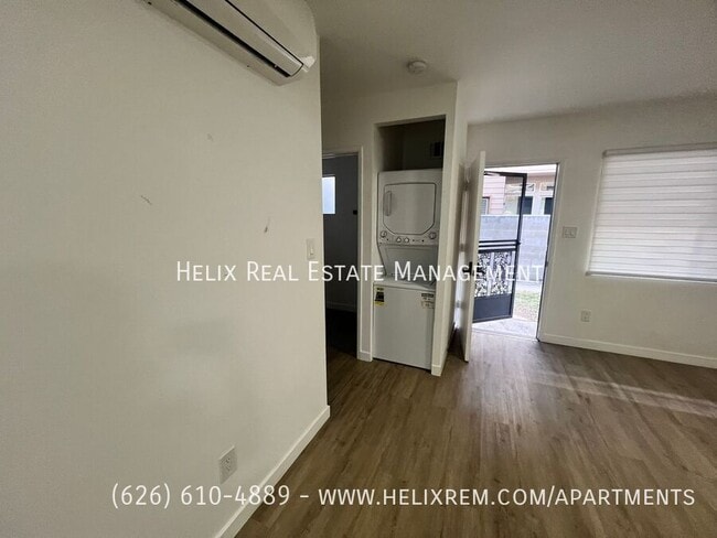 property at 59 N Oak Ave