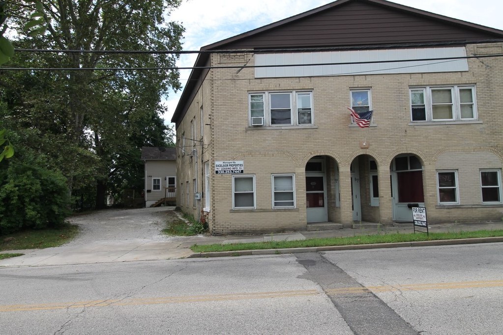 198 Norton Ave Apartments Barberton, OH Apartments For Rent