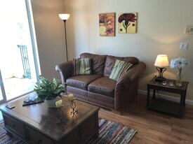 1739 Village Blvd in West Palm Beach, FL - Building Photo