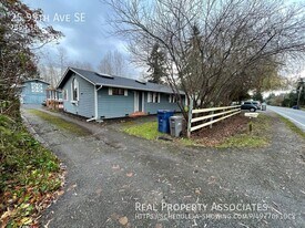 25 99th Ave SE in Lake Stevens, WA - Building Photo