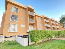 17051 NE 35th Ave in North Miami Beach, FL - Building Photo